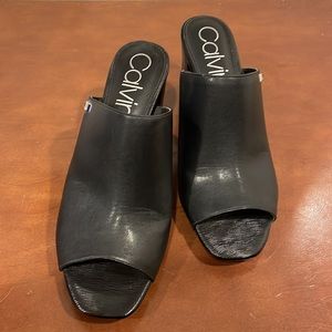Calvin Klein Clemence Slip On Sandals 7.5